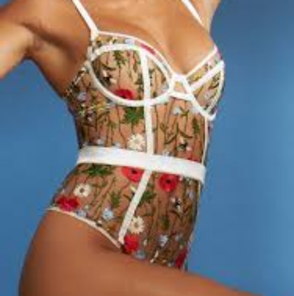 Studio Pia Flora Bodysuit